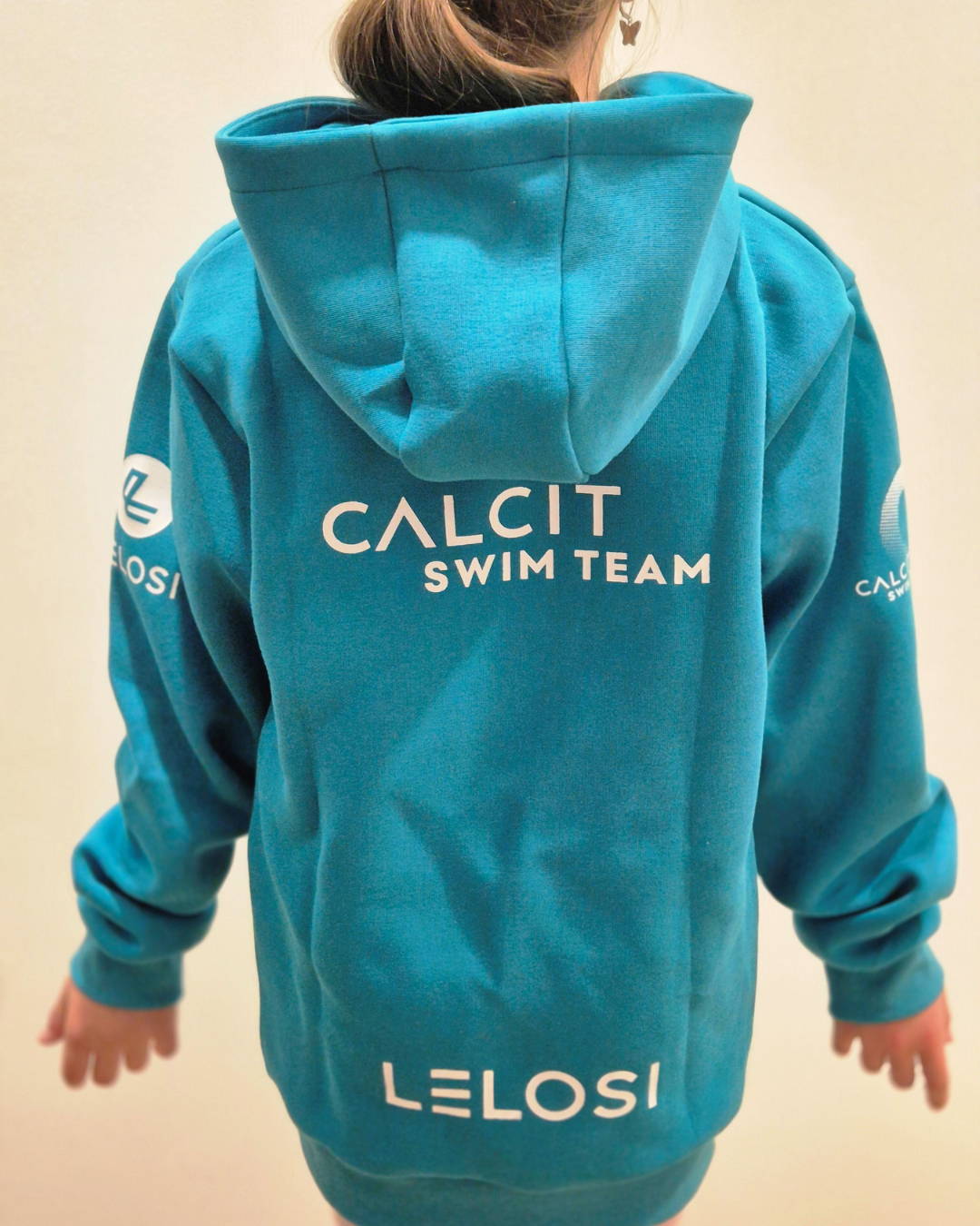 Novi klubski pulover je tu Novi klubski pulover je tu